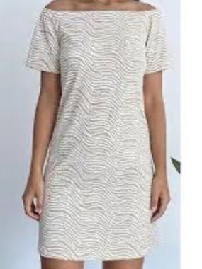 J McLaughlin off-the-shoulder Wave-Print Short Sleeve Dress size Large